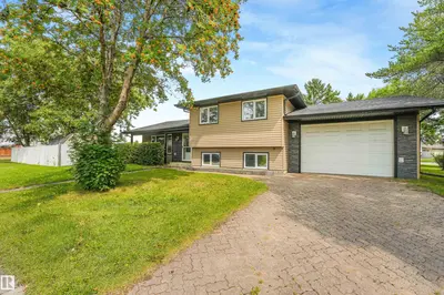 Photo 1 of 141 CAMELOT AV