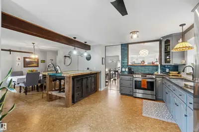 Photo 4 of 52552 RGE ROAD 224