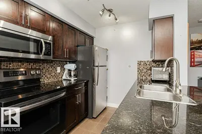 Photo 3 of #402 270 MCCONACHIE DR NW