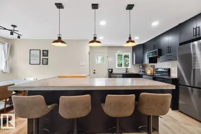 Photo 2 of 6807 101A AV NW