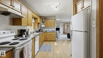 Photo 3 of 44 Keyhole CR NW NW
