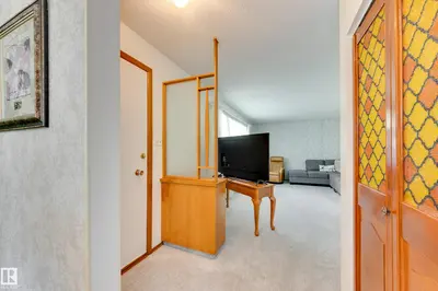 Photo 1 of 7 STRATHCONA PL