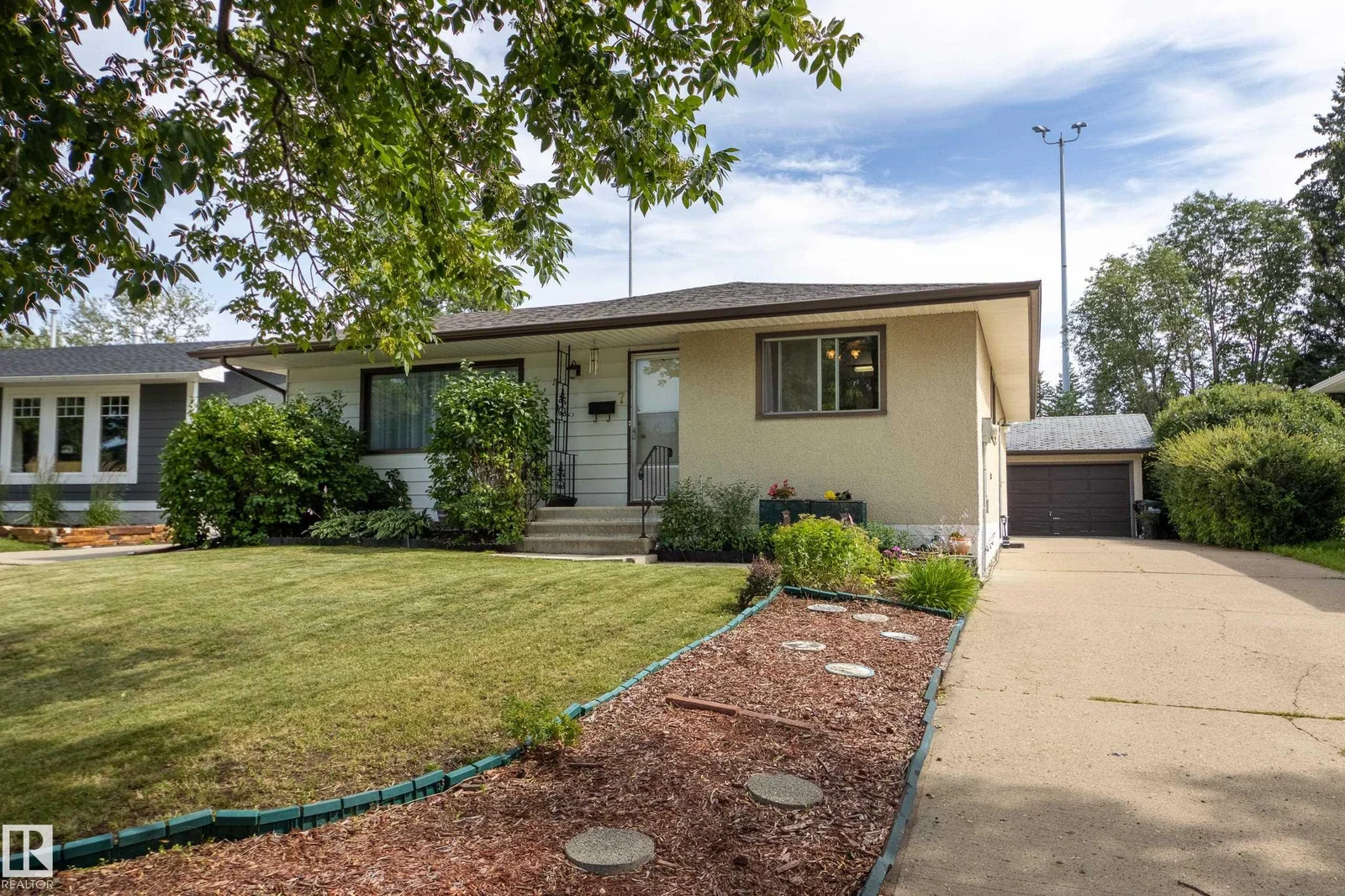 7 STRATHCONA PL, Sherwood Park