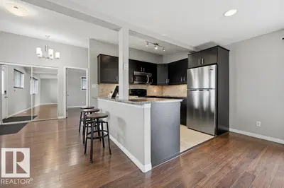 Photo 3 of 7119 136 AV NW