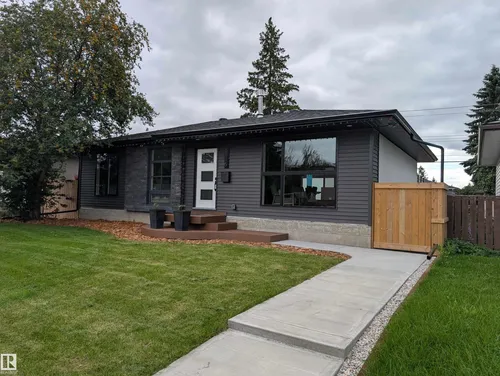 6115 95 AV NW