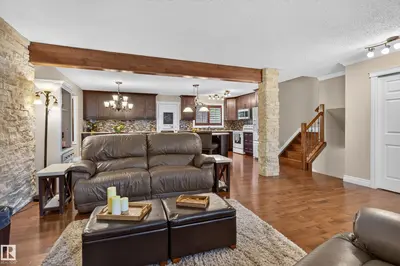 Photo 2 of 27 HIGHCLIFF RD