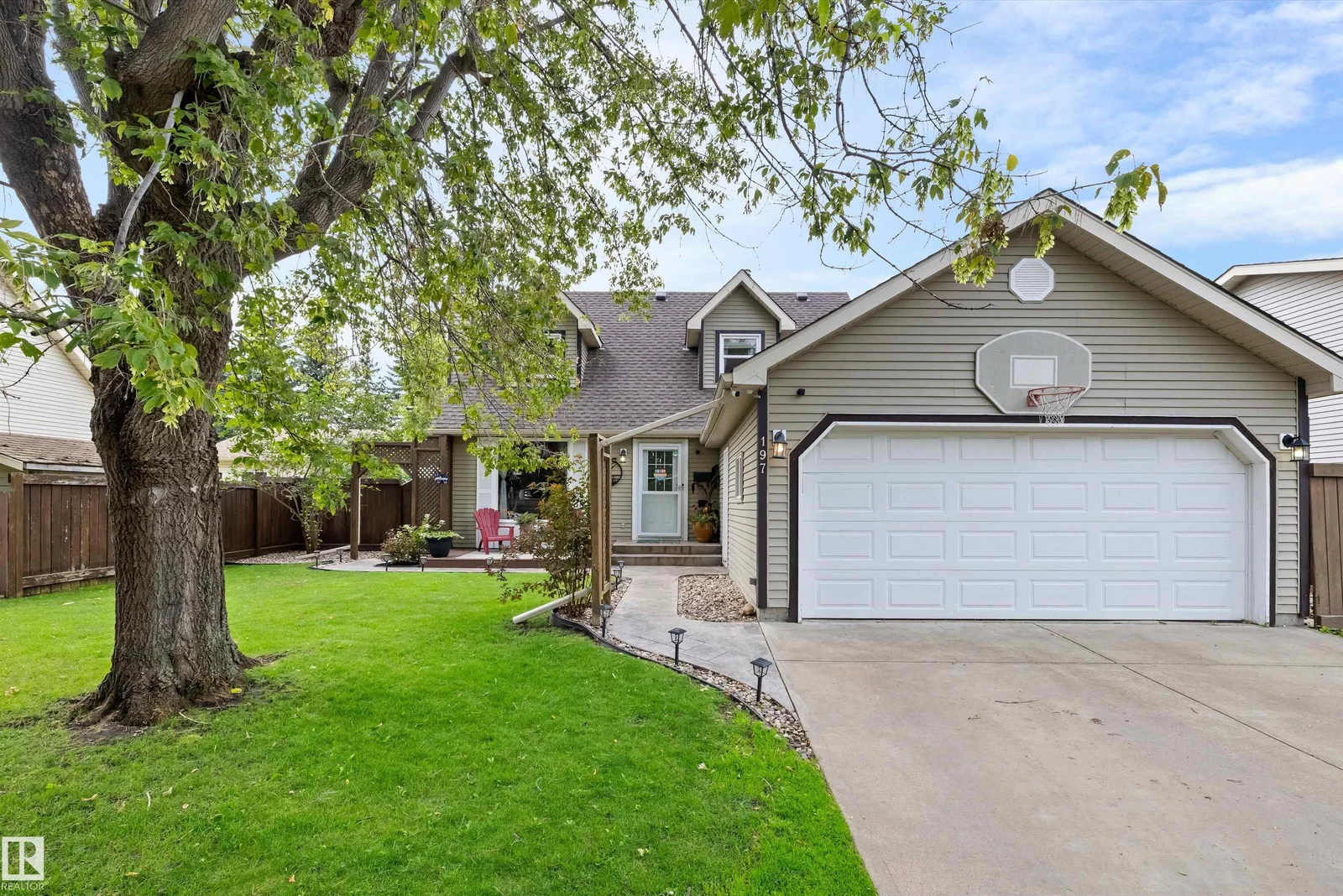 197 GREENWOOD DR, Spruce Grove