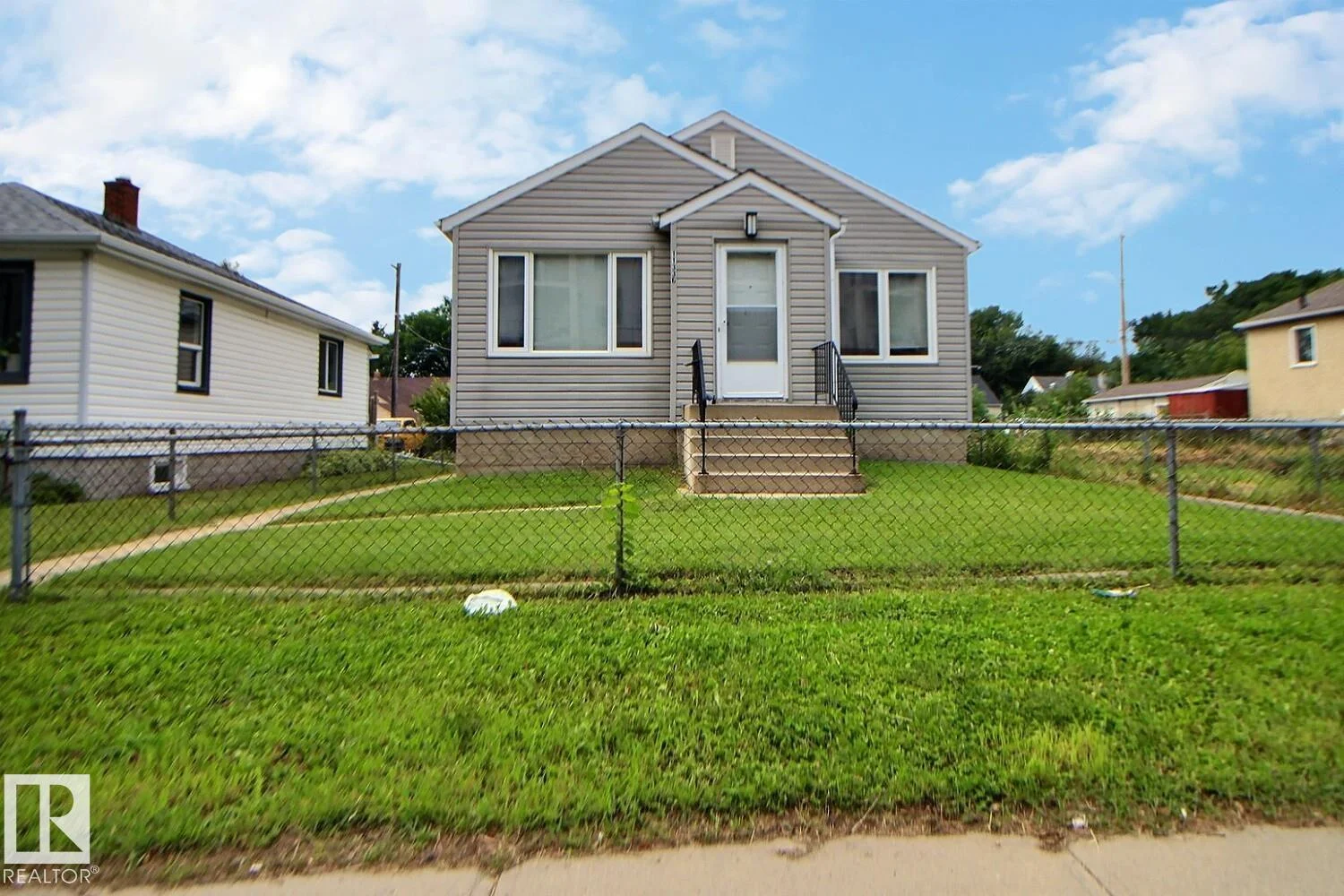 11336 83 ST NW, Edmonton