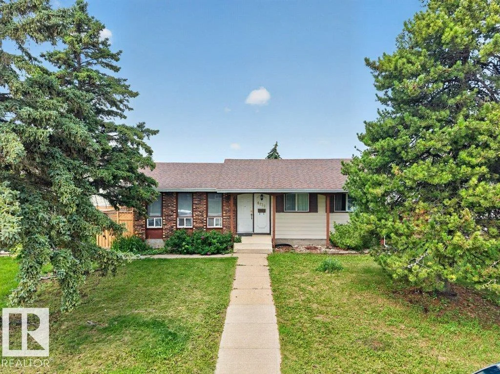 6230 36A AV NW, Edmonton