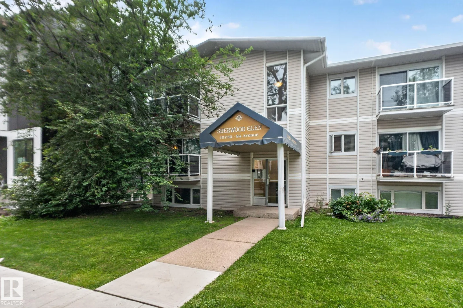 #9 10730 84 AV NW NW, Edmonton