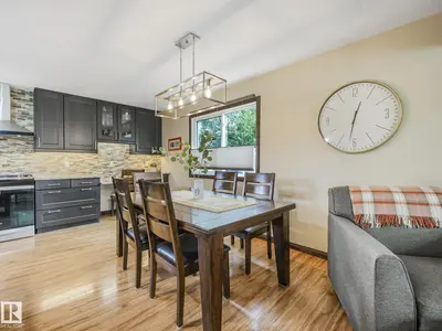 Photo 3 of 9525 87 ST