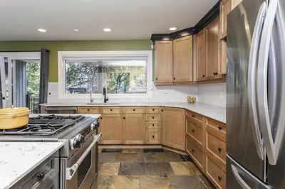 Photo 3 of 15104 42 AV NW