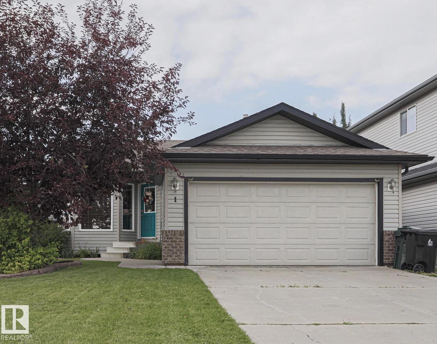 1 LEYLAND WY, Spruce Grove