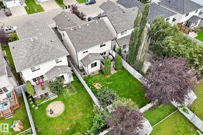 Photo 4 of 14015 146 AV NW