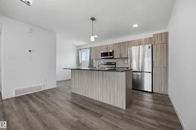 Photo 3 of 1246 ASTER BV NW