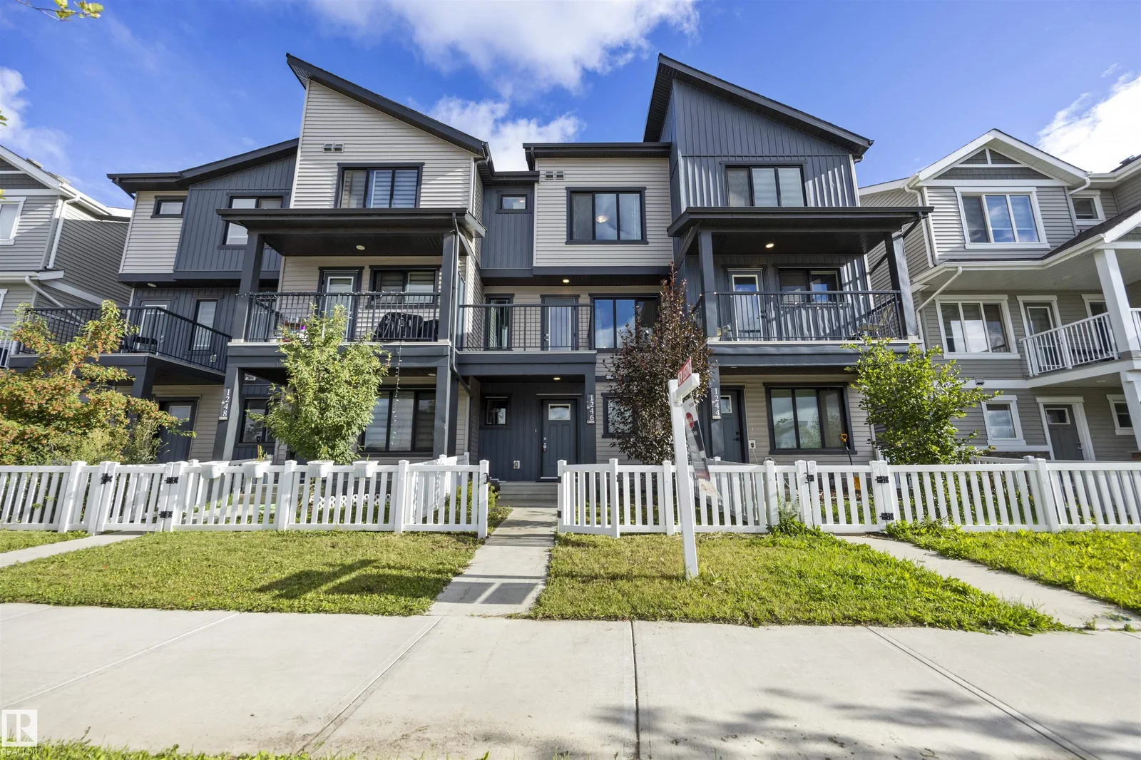 1246 ASTER BV NW, Edmonton