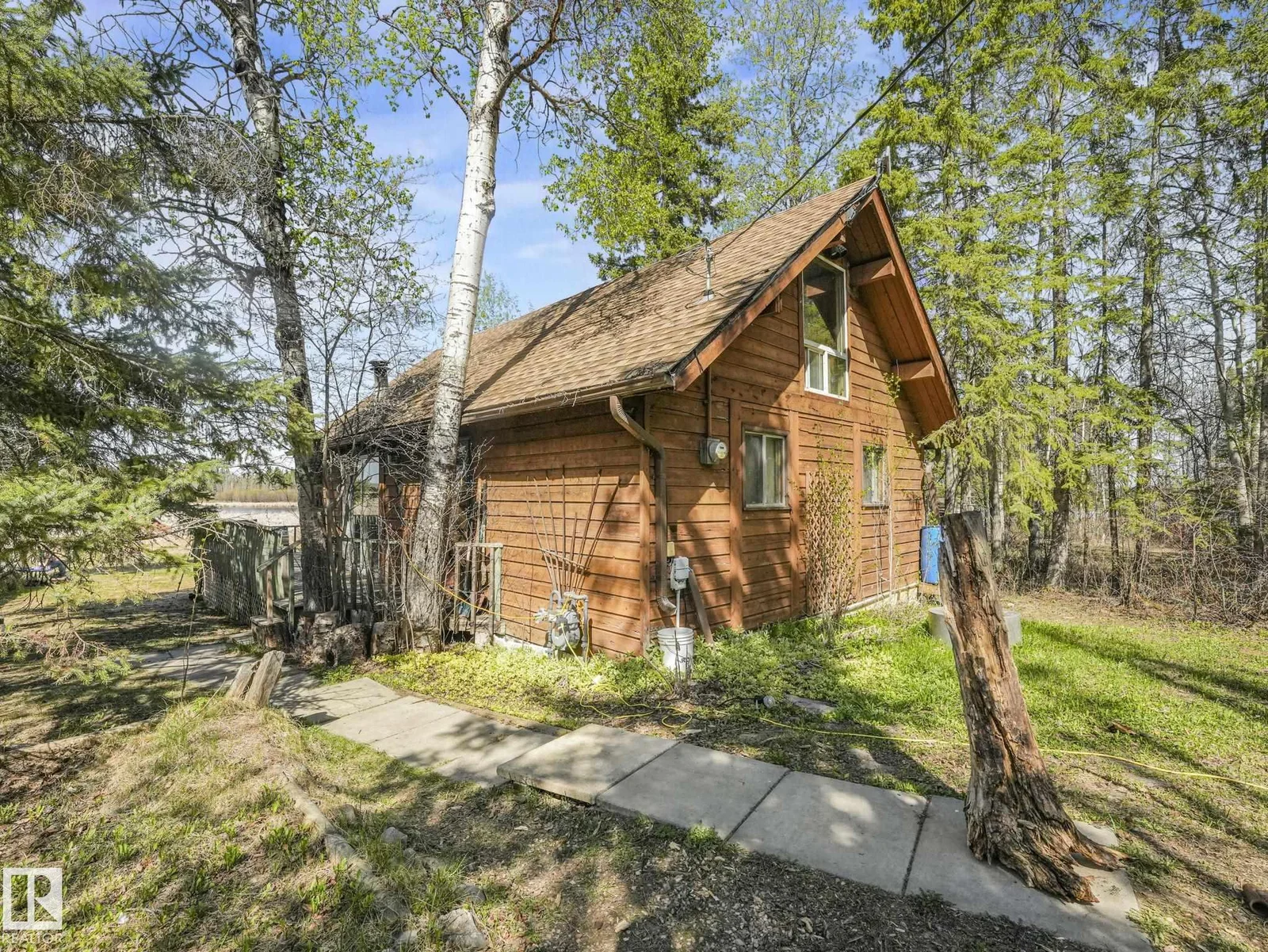 722 Blue Heron DR, Rural Lac Ste. Anne County