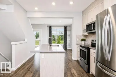 Photo 4 of #6 215 SADDLEBACK RD NW
