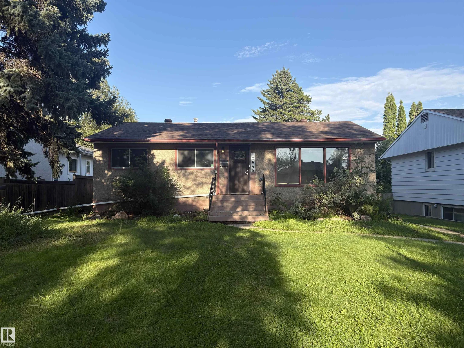 10845 140 ST NW, Edmonton