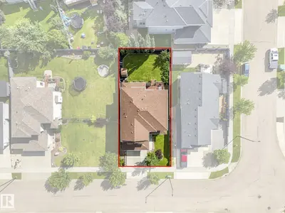 Photo 2 of 30 SHOREWOOD CR