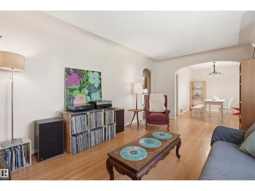 11334 104 ST NW