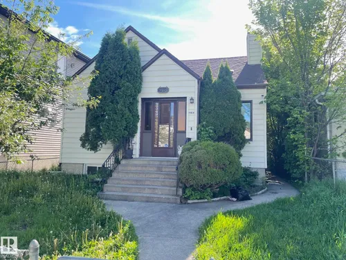 11529 101 ST NW