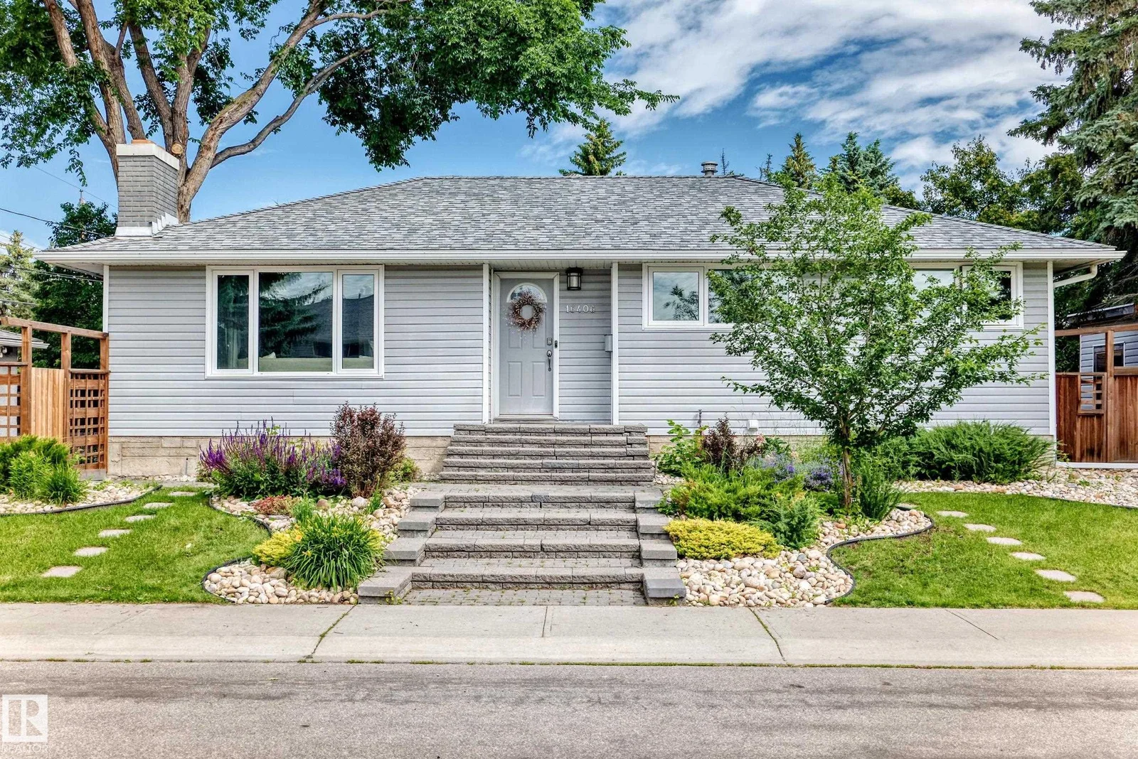 16406 87a AV NW, Edmonton