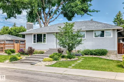 Photo 1 of 16406 87a AV NW