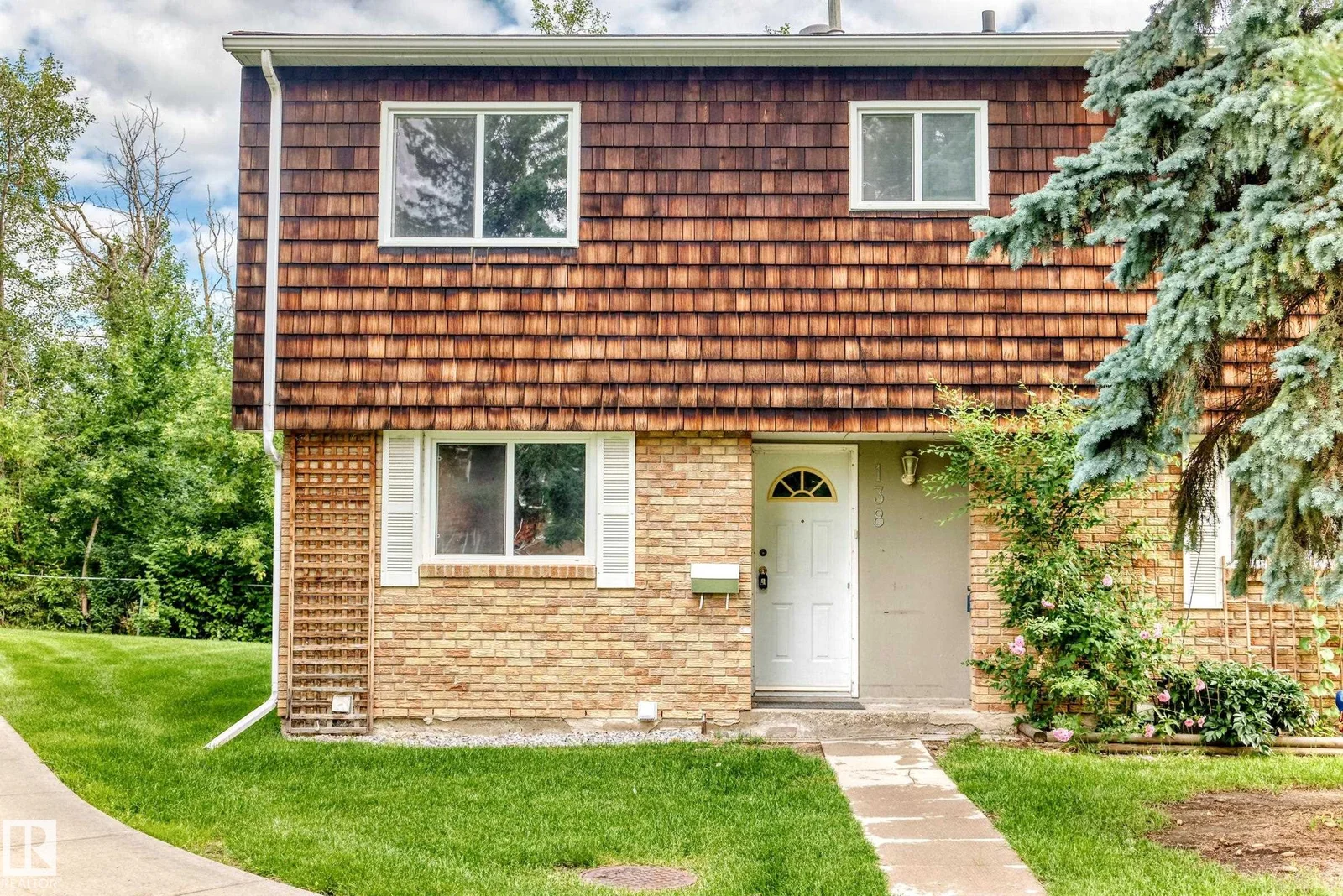138 GREAT OA, Sherwood Park