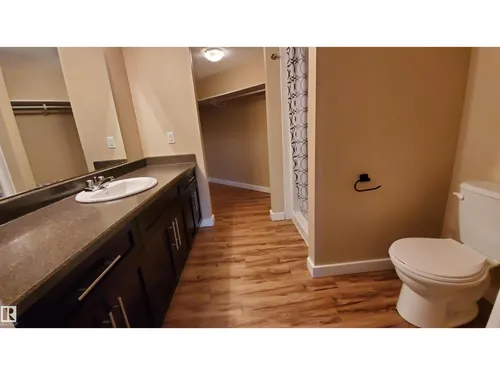 #2103 1601 8 AV