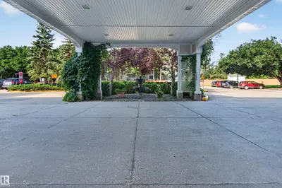 Photo 1 of #112 78 MCKENNEY AV