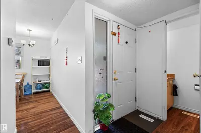 Photo 1 of 2730 105 ST NW