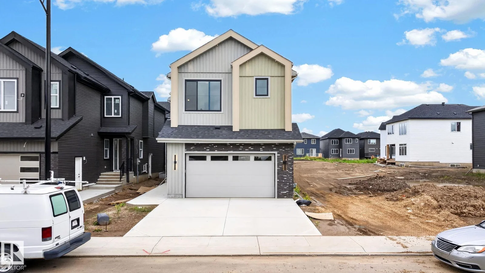 8790 Mayday LN SW, Edmonton