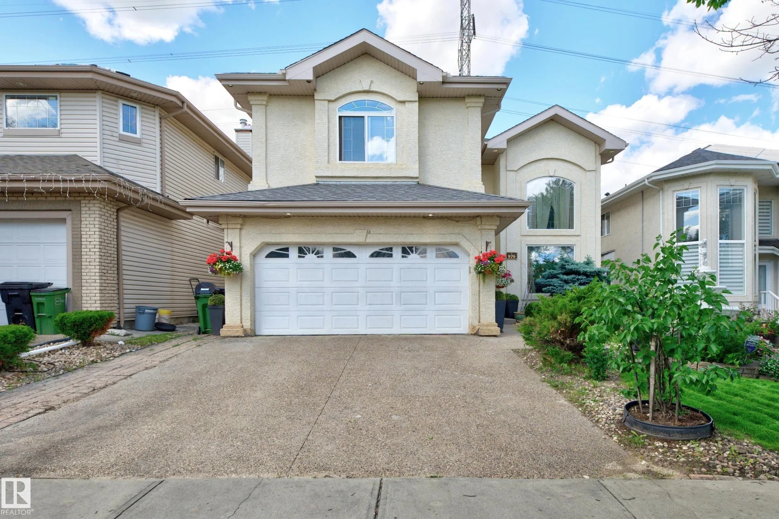 979 HOLLINGSWORTH BEND BN NW, Edmonton