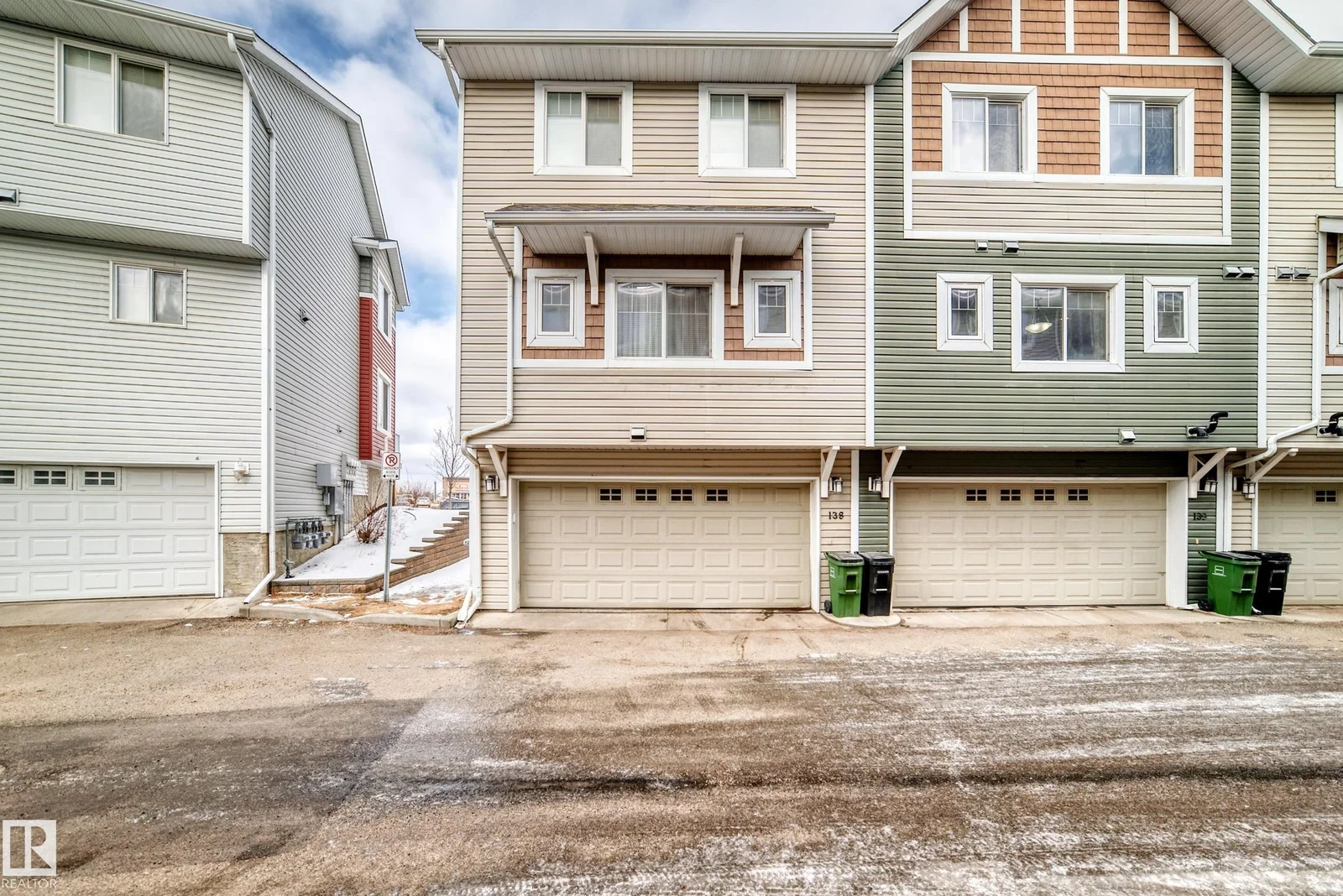 655 TAMARACK RD NW, Edmonton