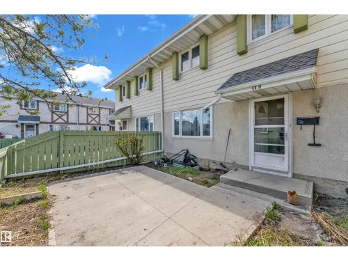 17D CALLINGWOOD CT NW