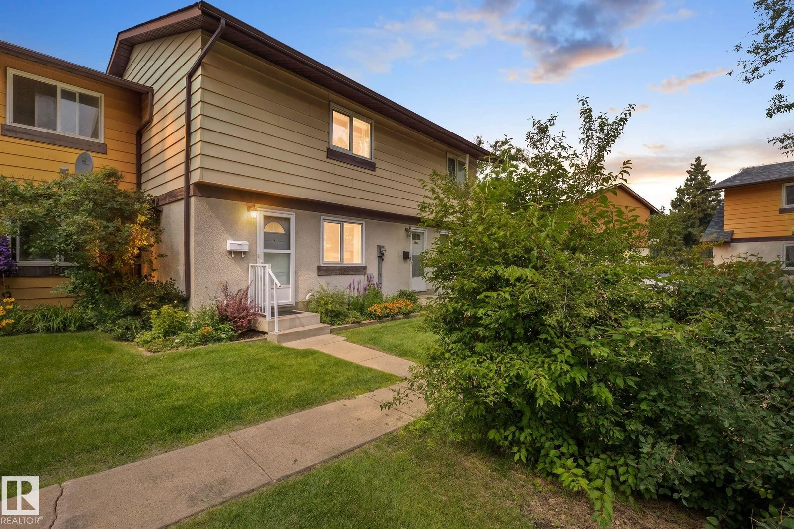 152 WOODSTOCK NW, Edmonton