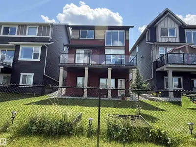Photo 1 of 1575 PLUM CIRCLE CI SW