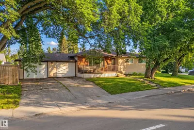Photo 1 of 14804 95 AV NW