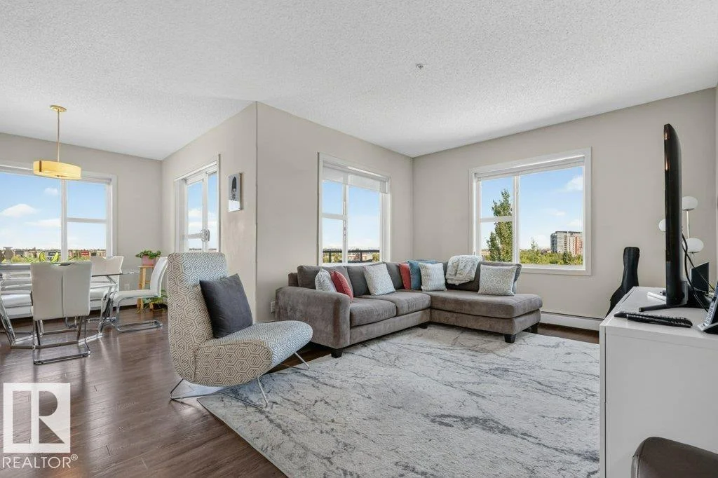 #423 320 AMBLESIDE LI SW, Edmonton