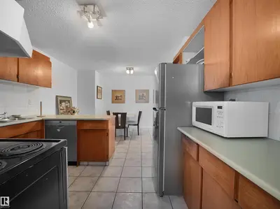 Photo 2 of #701 11710 100 AV NW