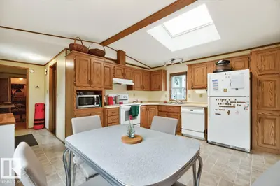 Photo 2 of 4740 47 ST