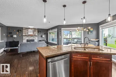 Photo 4 of 10308 96 ST