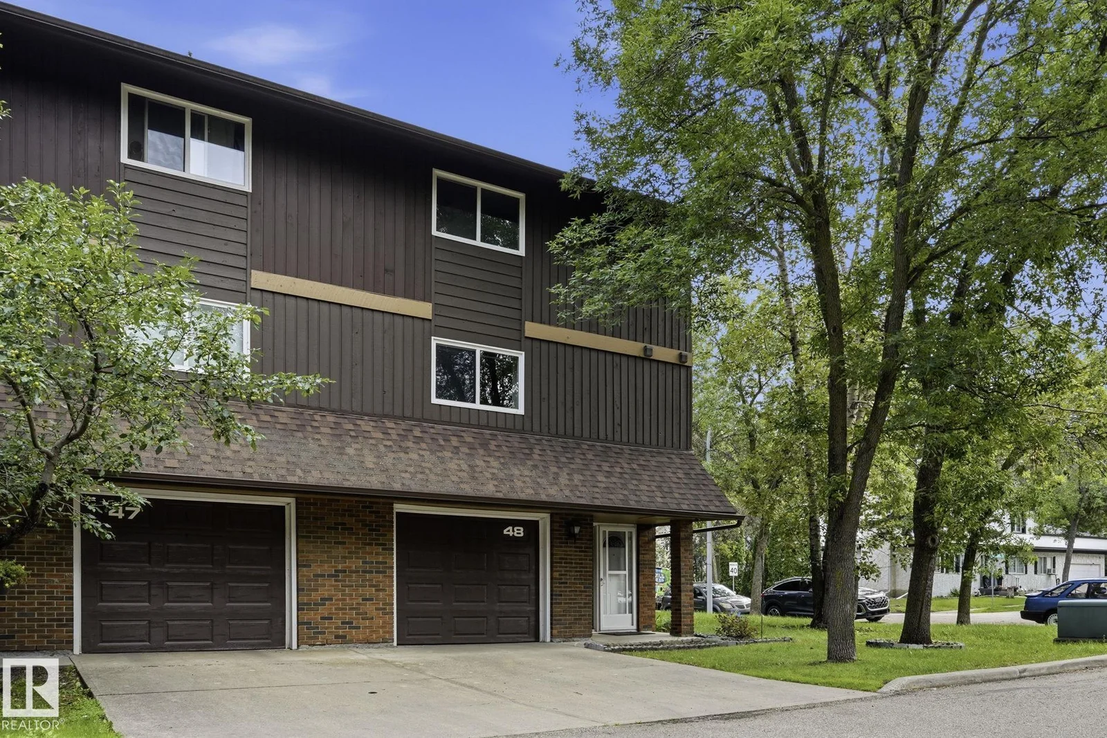 48 GLAEWYN ES, St. Albert