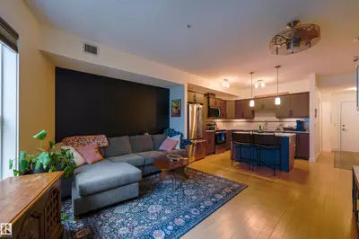 Photo 4 of #319 10523 123 ST NW