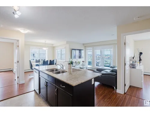 #415 12650 142 AV NW
