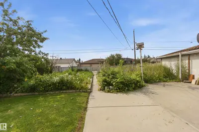 Photo 4 of 8031 135A AV NW
