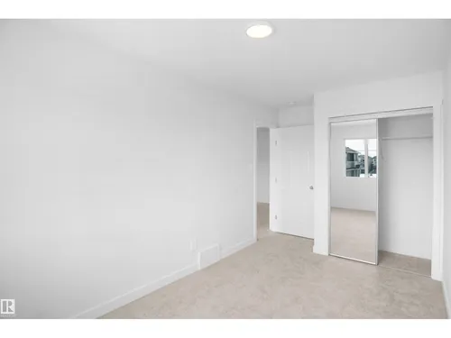 8504 183 AV NW