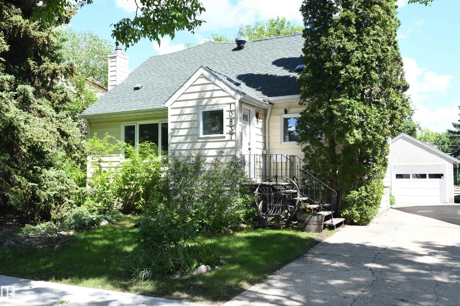 10837 139 ST NW, Edmonton
