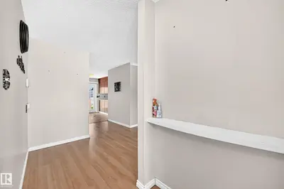 Photo 3 of 7215 144 AV NW